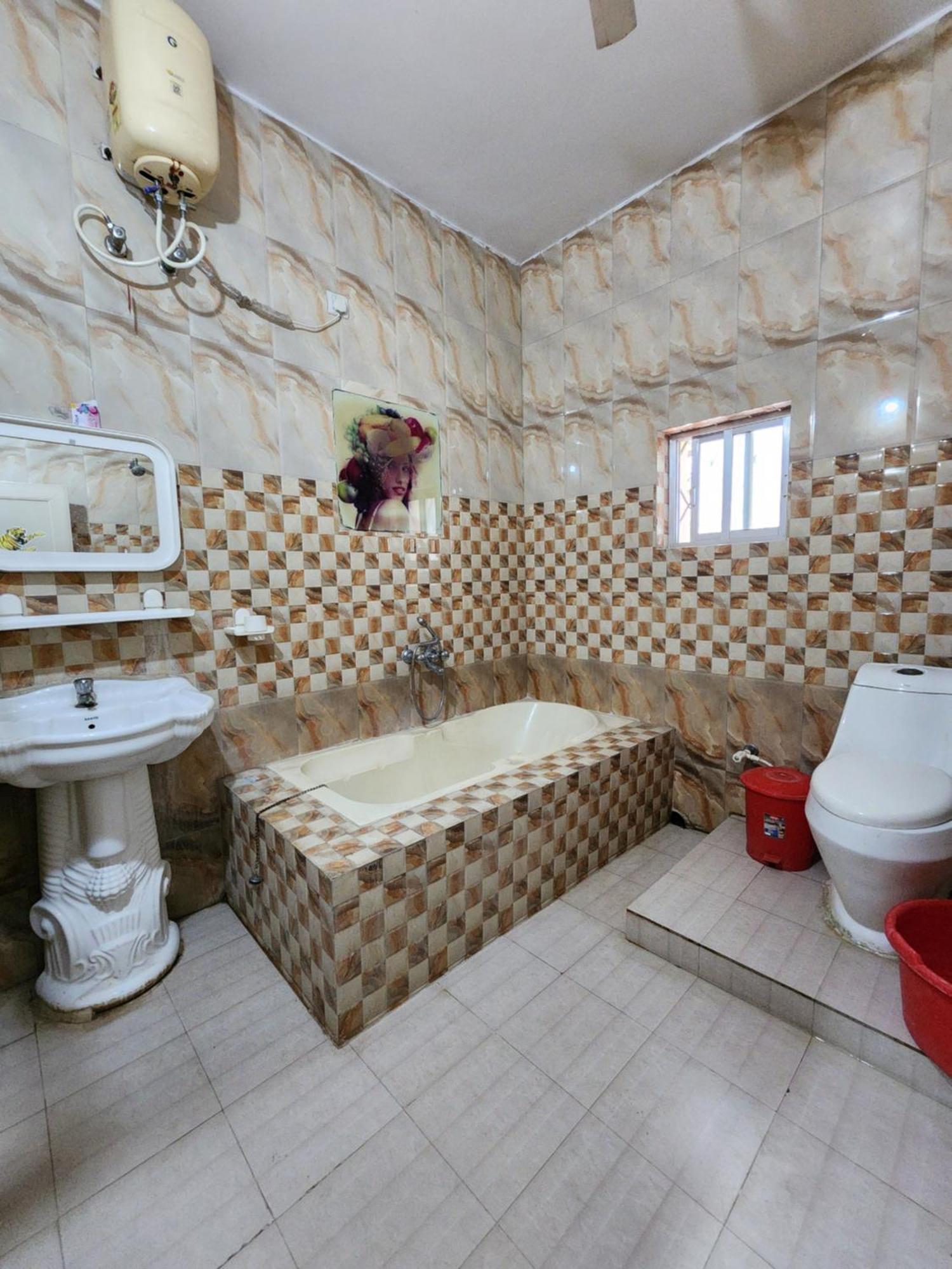 Hotel Shri Durga Baripada 외부 사진